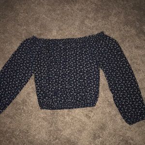 NEED TO SELL ASAP🚨 BRANDY MELVILLE TOP